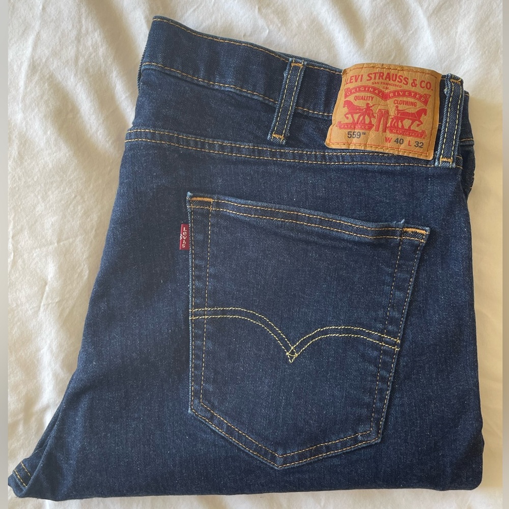 Levi’s | 559 Relaxed Straight Fit Jeans | 40 x 32 | Dark Wash